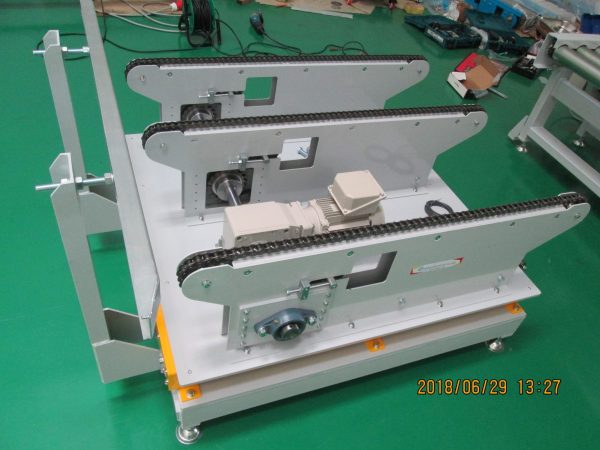 Pallet Turning Lift Table ATUD-20-1000 – An efficient pallet lifting and directional solution for factories. - Image 2