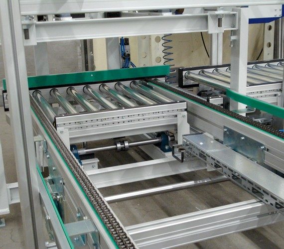 Băng tải xích vận chuyển Pallet