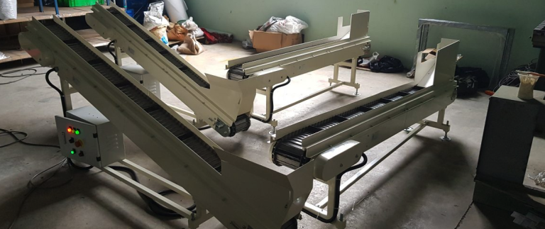 Hinge Conveyor