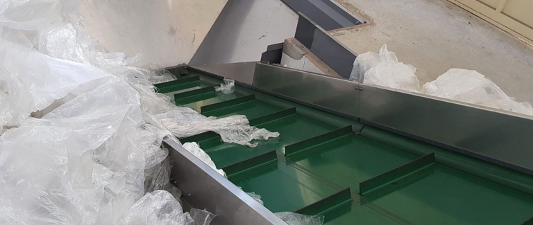 Băng tải vận chuyển rác sinh hoạt (Băng tải)